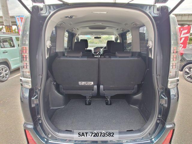Toyota VOXY 2014-12 394986-19