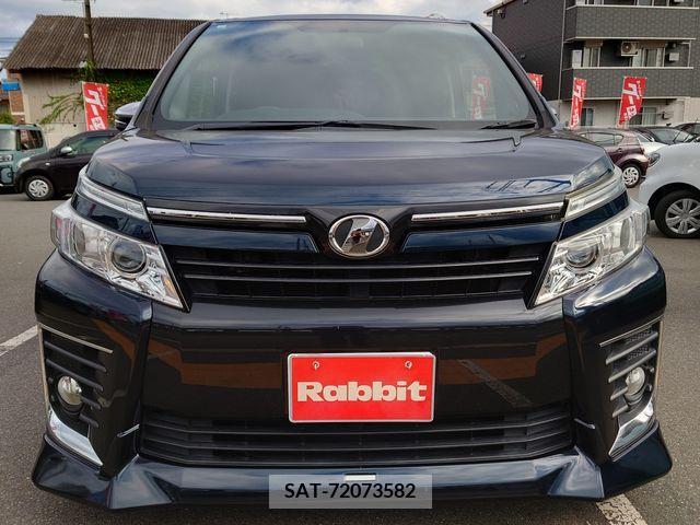 Toyota VOXY 2014-12 394986-3