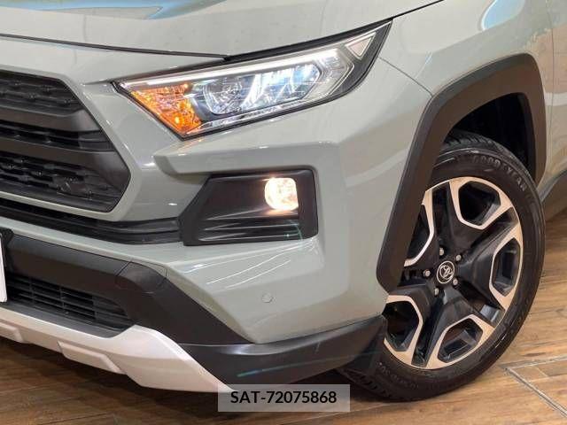 Toyota RAV4 2019-05 374723-12