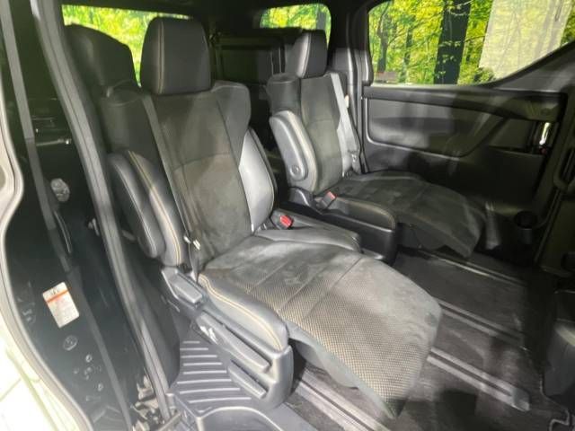 Toyota ALPHARD 2020-10 189545-9