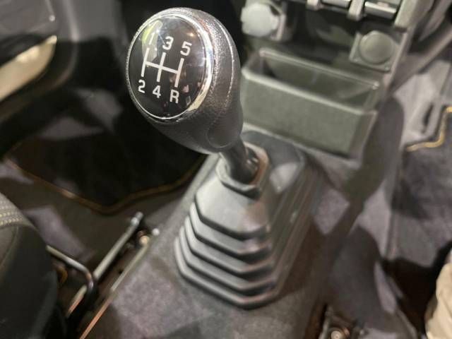 Suzuki JIMNY 2019-07 22197-2