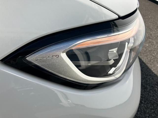 Bmw 3 SERIES 2019-03 22746-7