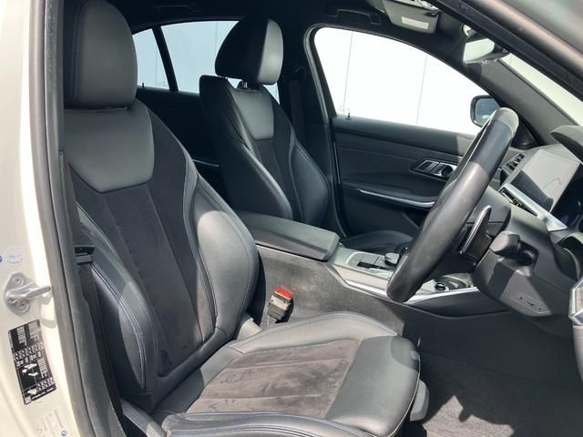 Bmw 3 SERIES 2019-03 22746-15