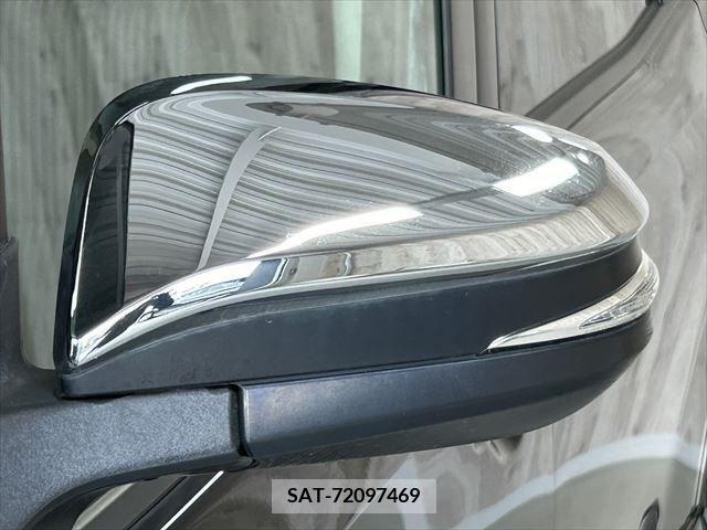 Toyota VOXY 2016-02 321492-12