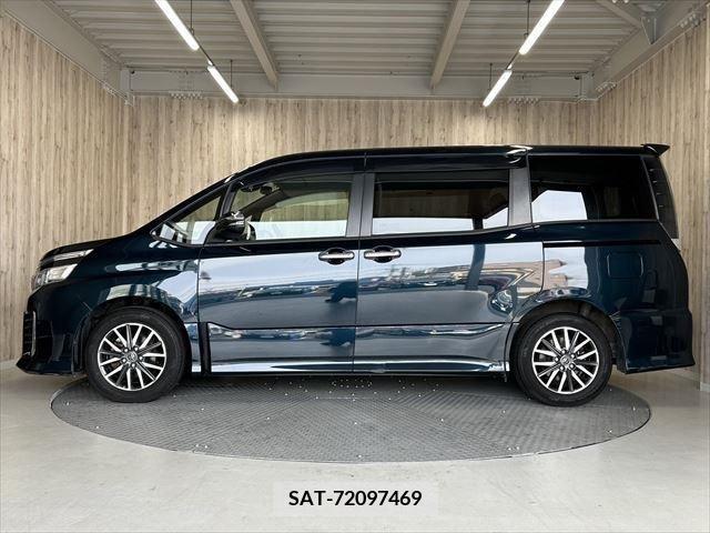 Toyota VOXY 2016-02 321492-7