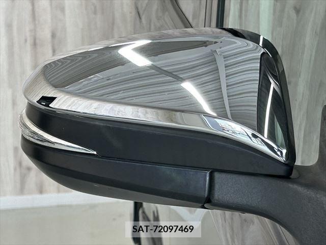 Toyota VOXY 2016-02 321492-13