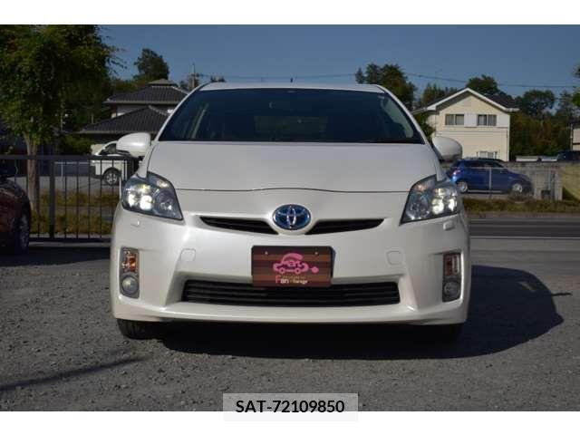 Toyota PRIUS 2010-06 281985-16