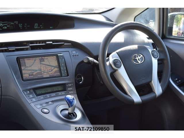Toyota PRIUS 2010-06 281985-2