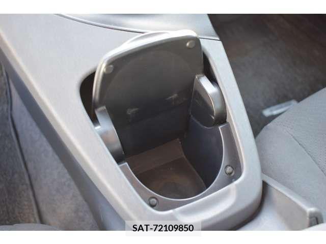 Toyota PRIUS 2010-06 281985-10