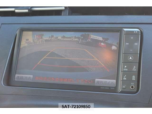 Toyota PRIUS 2010-06 281985-4