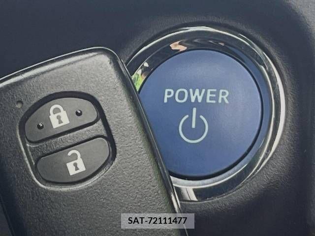 Toyota AQUA 2017-12 314297-5