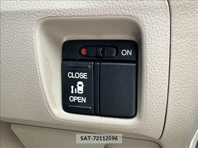Honda N BOX 2015-06 306609-13