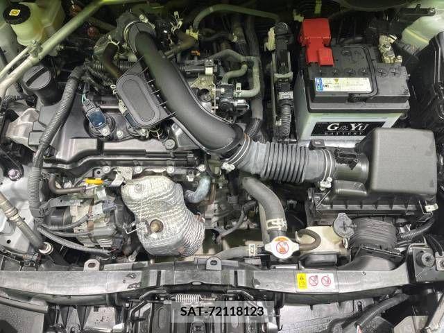 Toyota YARIS 2022-03 376203-18