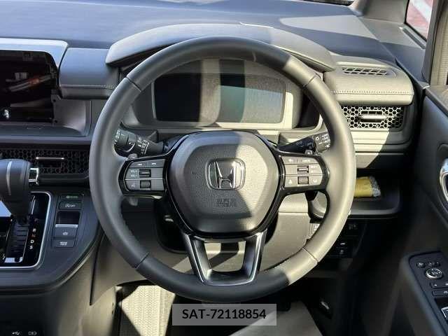 Honda e 2024-01 217413-12