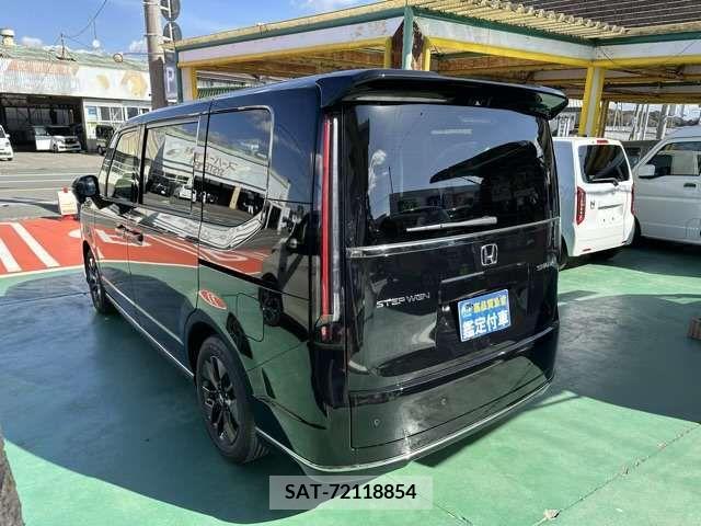 Honda e 2024-01 217413-3
