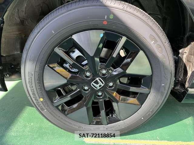 Honda e 2024-01 217413-19