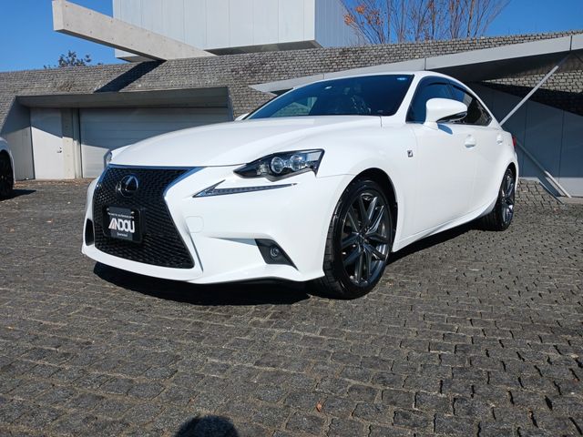 Lexus IS 2013-03 195603-0