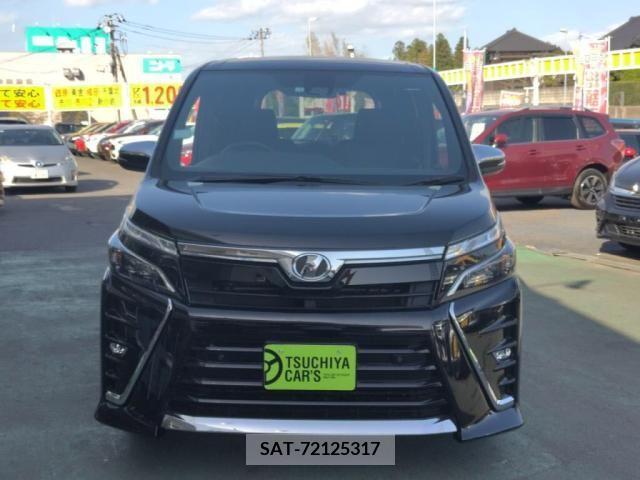 Toyota VOXY 2019-07 289134-8