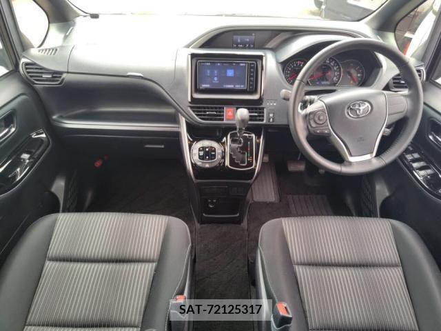 Toyota VOXY 2019-07 289134-2