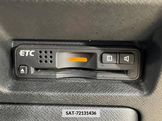 Honda e 2010-02 337991-5