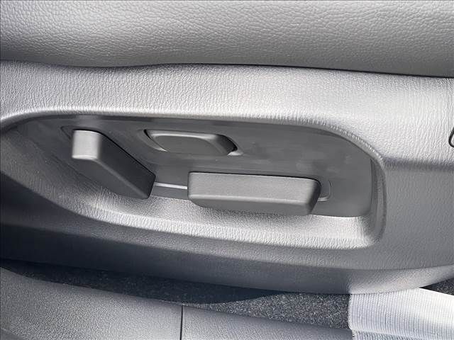 Mazda CX-5 2023-08 19052-11