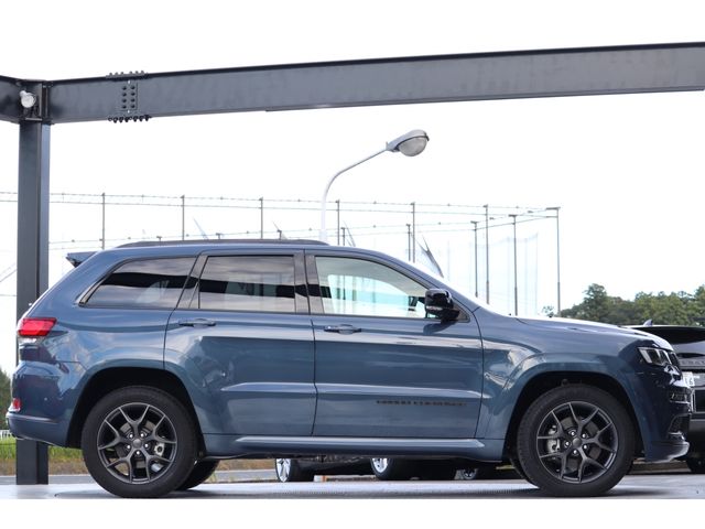 Jeep GRAND CHEROKEE 2020-08 4344-8