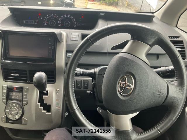 Toyota NOAH 2007-09 392852-18