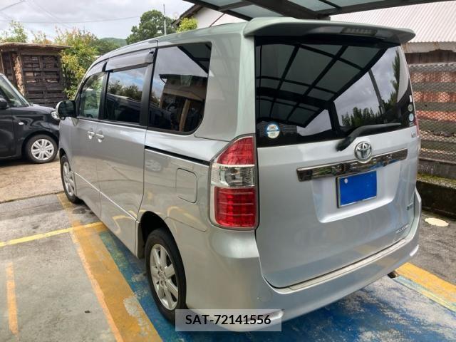 Toyota NOAH 2007-09 392852-3