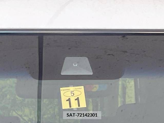 Honda N BOX CUSTOM 2018-11 278965-2