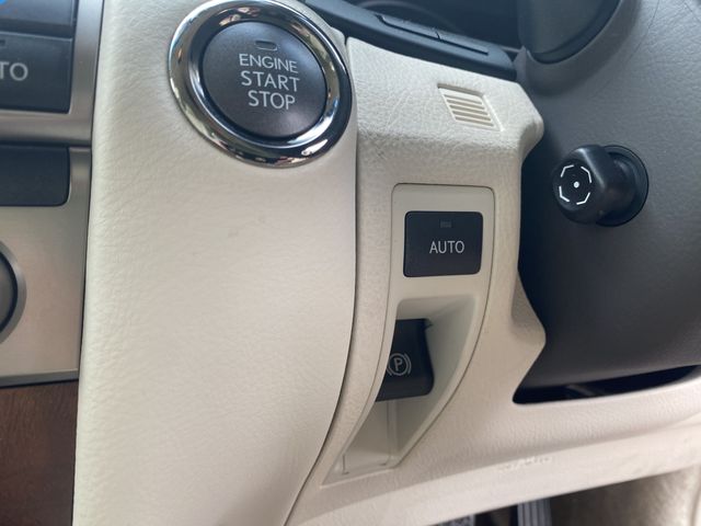 Lexus LS 2012-12 21695-21