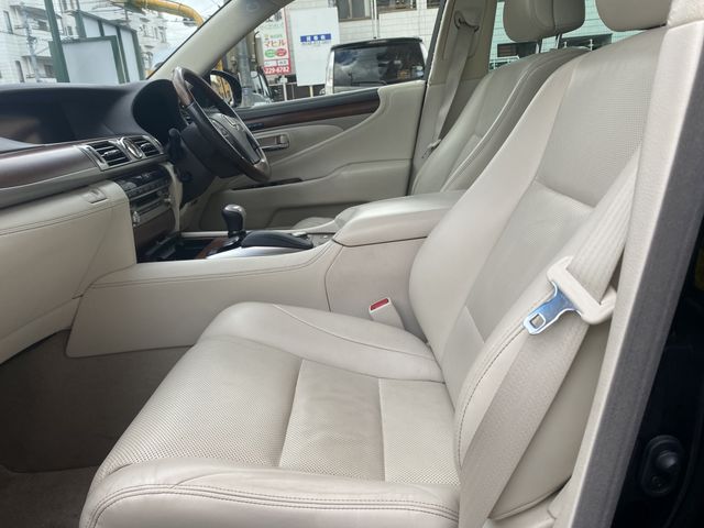 Lexus LS 2012-12 21695-11