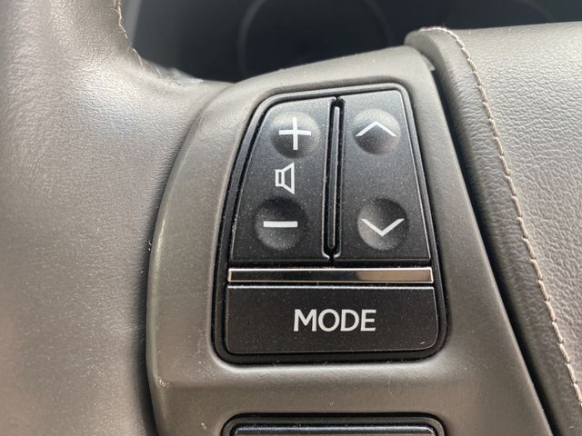 Lexus LS 2012-12 21695-19