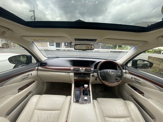 Lexus LS 2012-12 21695-15