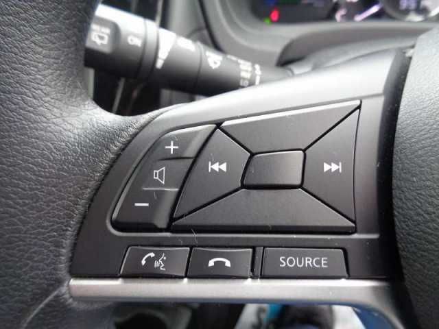 Nissan NOTE 2019-03 189102-6