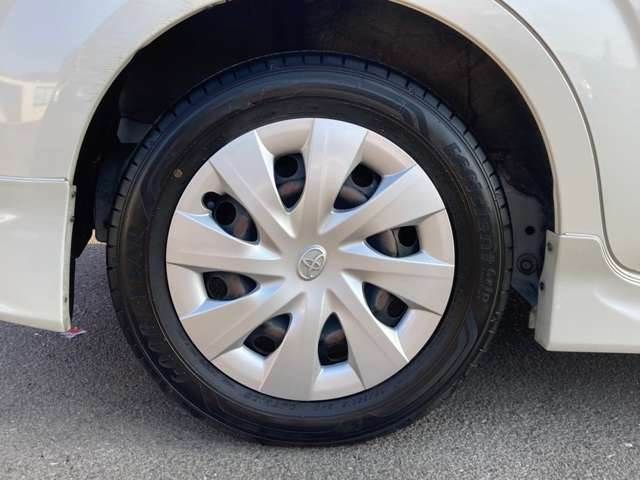 Toyota SPADE 2013-11 183779-7