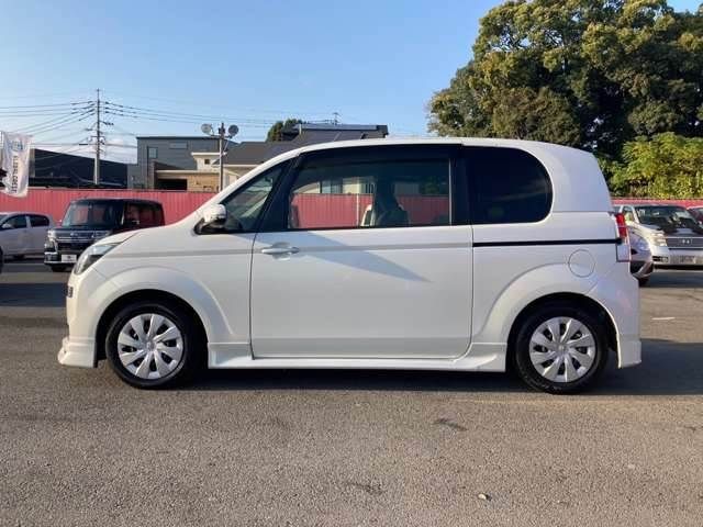 Toyota SPADE 2013-11 183779-2