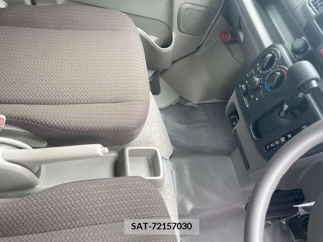 Nissan CLIPPER 2023-06 206153-12
