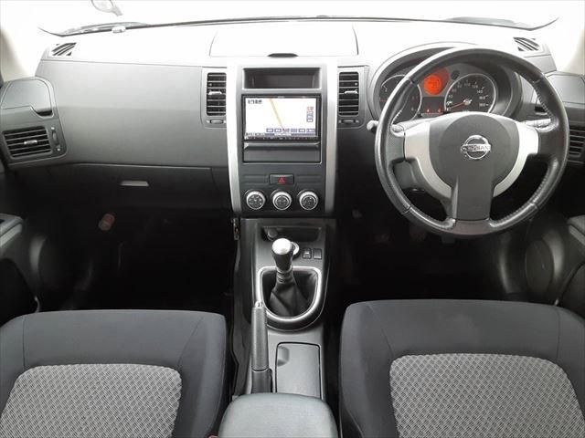 Nissan X-TRAIL 2010-05 187077-18