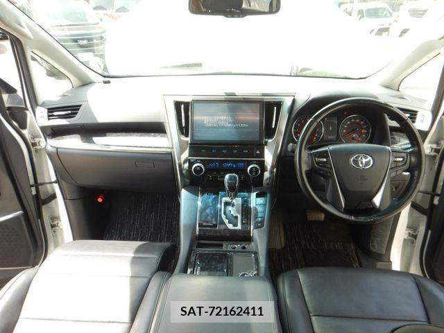 Toyota ALPHARD 2018-03 227830-17