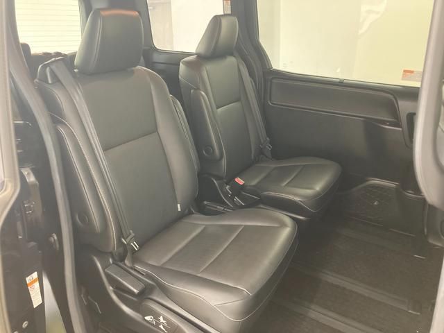 Toyota ESQUIRE 2017-02 27832-10