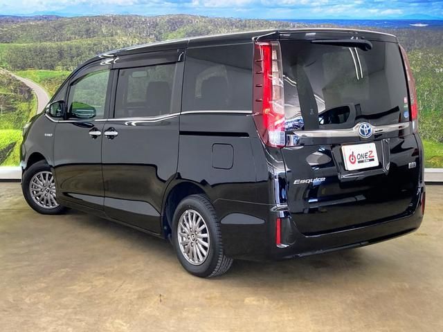 Toyota ESQUIRE 2017-02 27832-18