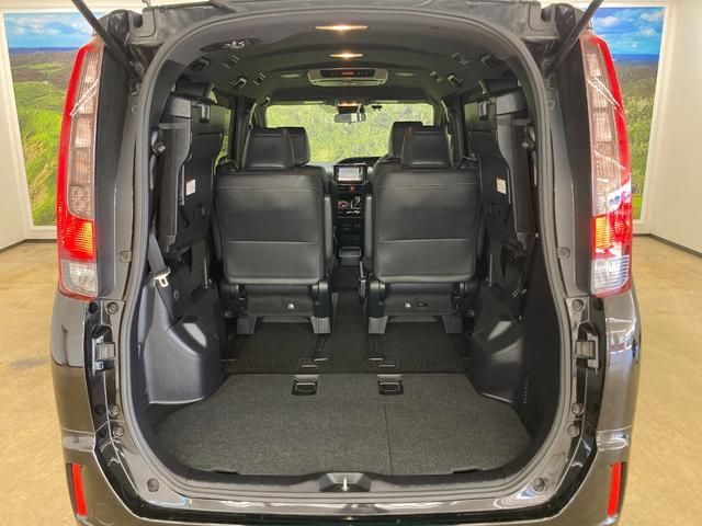Toyota ESQUIRE 2017-02 27832-12