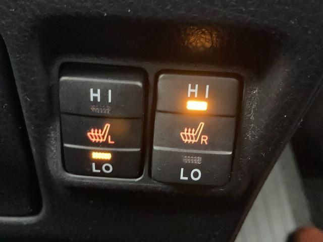 Toyota ESQUIRE 2017-02 27832-8