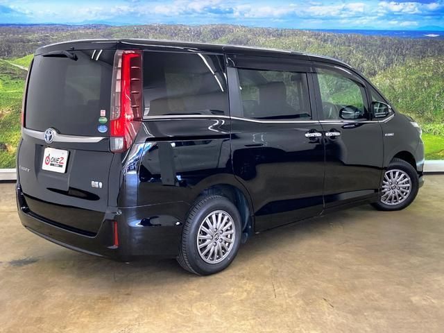 Toyota ESQUIRE 2017-02 27832-17