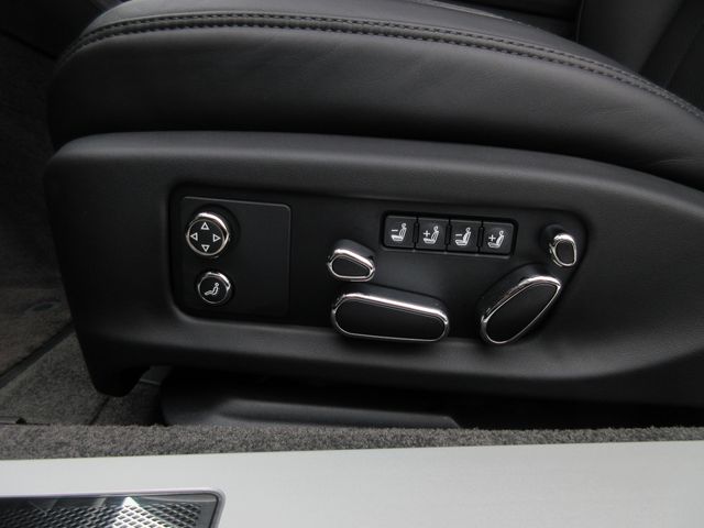 Bentley Bentley 2022-10 189003-23