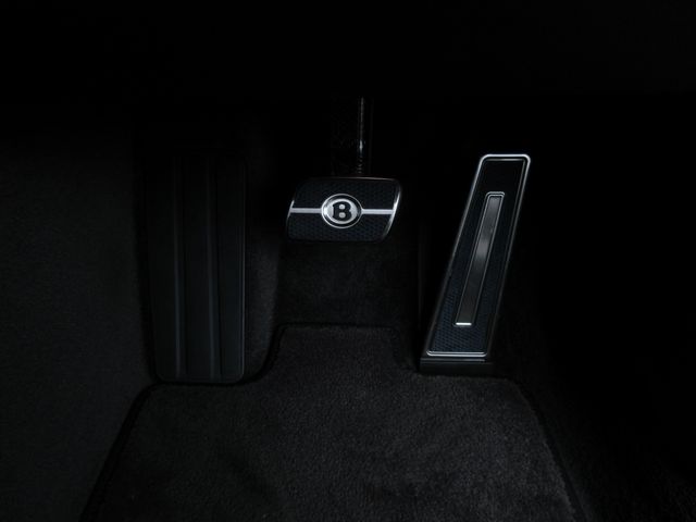 Bentley Bentley 2022-10 189003-24