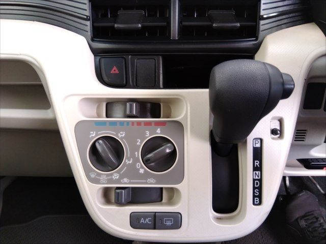 Daihatsu MOVE 2018-08 189410-7