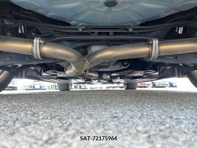 Subaru WRX STI 2017-05 290332-18