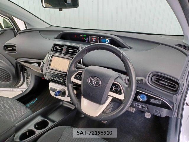 Toyota PRIUS 2017-08 384152-18