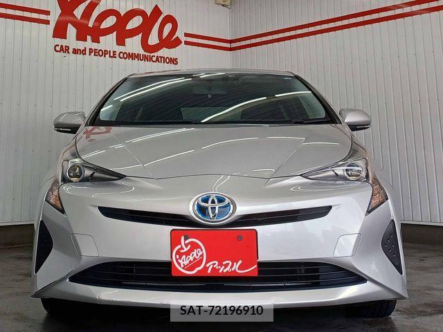 Toyota PRIUS 2017-08 384152-1